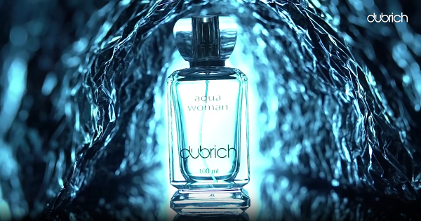 عطر خنک زنانه با رایحه دریایی آکوا وومن